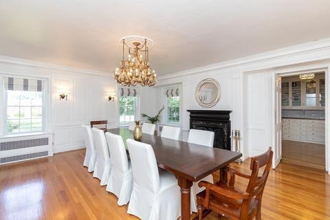 33 Colony Rd, Springfield, MA 01106 photo 12