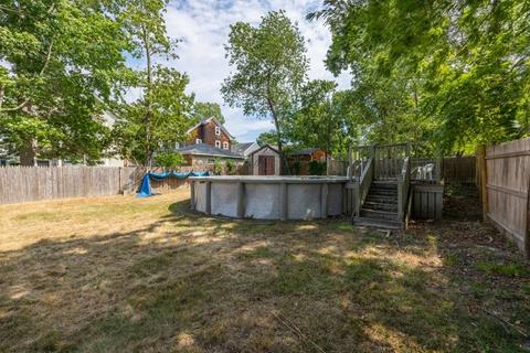 27 Spring St, Fairhaven, MA 02719 photo 4