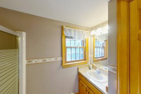27 Spring St, Fairhaven, MA 02719 photo 15