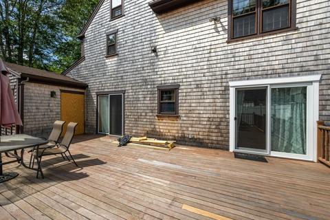 27 Spring St, Fairhaven, MA 02719 photo 9
