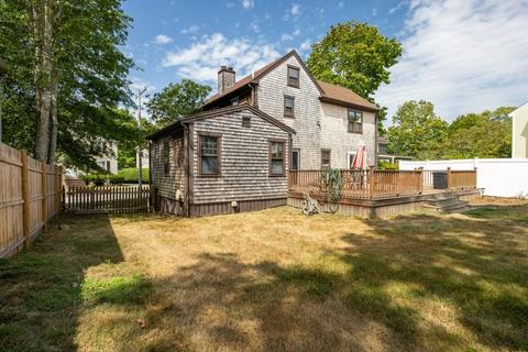 27 Spring St, Fairhaven, MA 02719 photo 5