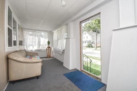 93 Sunapee St, Springfield, MA 01108 photo 4