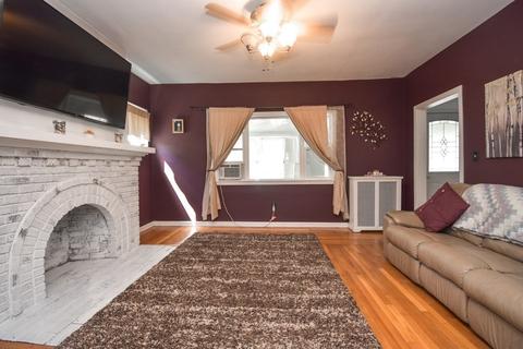 93 Sunapee St, Springfield, MA 01108 photo 7