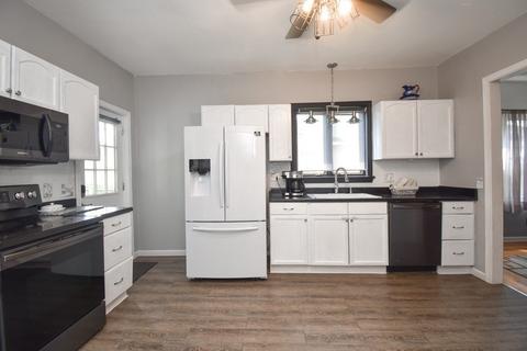 93 Sunapee St, Springfield, MA 01108 photo 18