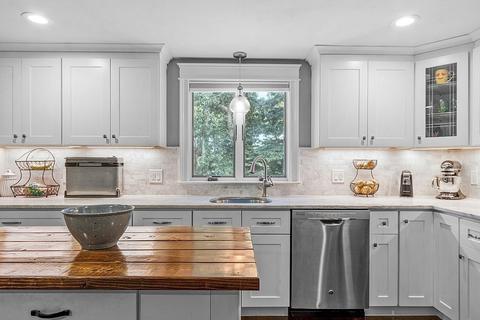 1 Riverview Ave, Maynard, MA 01754 photo 6