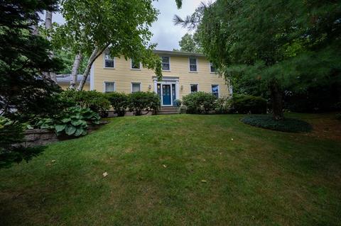 5 Lantern Ln, Worcester, MA 01609 photo 1