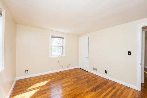 10 Cedar Cir, Randolph, MA 02368 photo 15