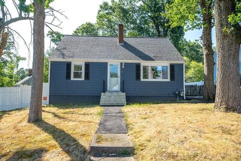 10 Cedar Cir, Randolph, MA 02368 photo 2