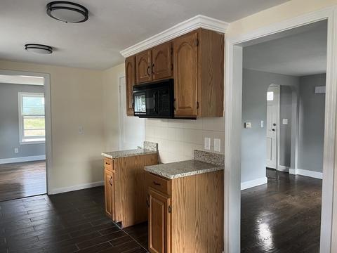 42 Ely Ave, West Springfield, MA 01089 photo 3