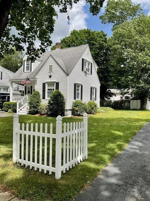 39 Wickman Dr, Gardner, MA 01440 photo 2