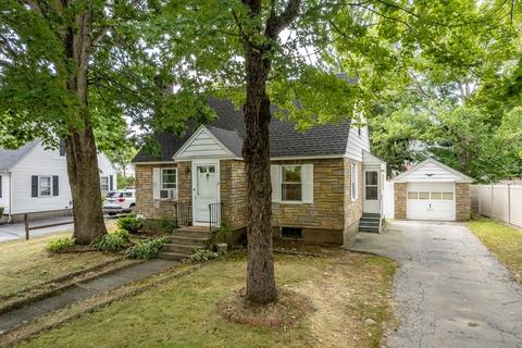2 Westbrook Cir, Worcester, MA 01602 photo 2