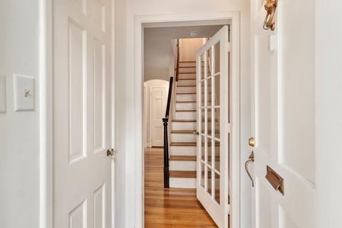 2 Westbrook Cir, Worcester, MA 01602 photo 3