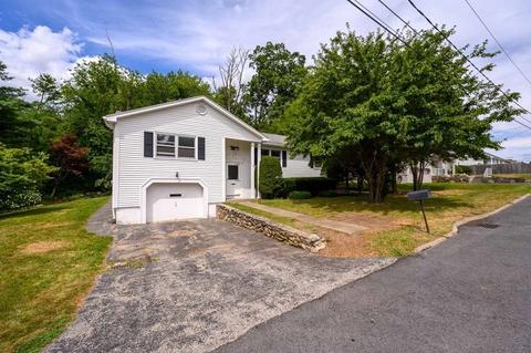3 Stephen Dr, Webster, MA 01570 photo 1