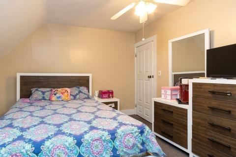 65 Adams St, Springfield, MA 01105 photo 12