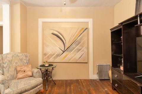 65 Adams St, Springfield, MA 01105 photo 6