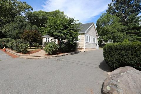 39 Brook St, Mansfield, MA 02048 photo 4