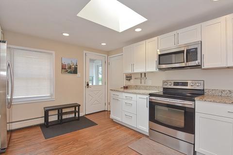 33 Royal Rd, Worcester, MA 01603 photo 19