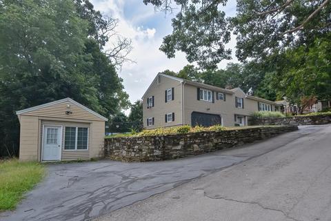 33 Royal Rd, Worcester, MA 01603 photo 1