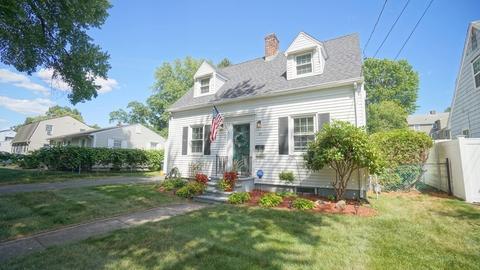 59 Clement St, Springfield, MA 01118 photo 3