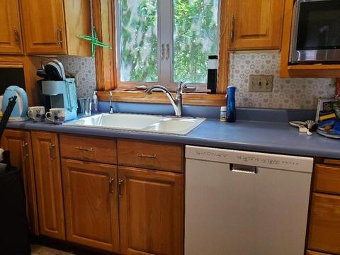 281 Hamlet St, Fall River, MA 02724 photo 3