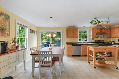 17 Nicholas Dr, Wareham, MA 02571 photo 5