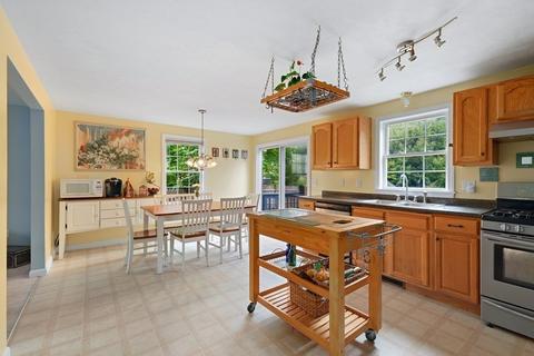 17 Nicholas Dr, Wareham, MA 02571 photo 8