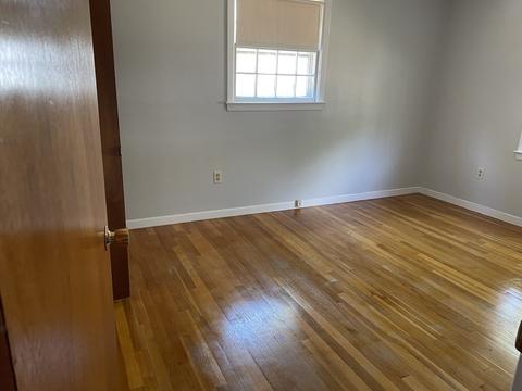 4 Colonial Dr, Warren, RI 02885 photo 10