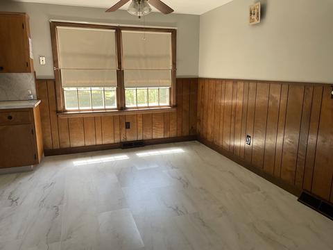 4 Colonial Dr, Warren, RI 02885 photo 4