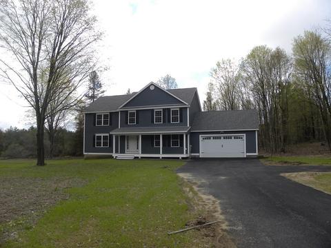 592 Raymond Rd, Chester, NH 03036