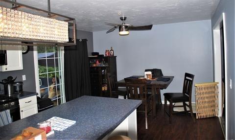 3 Lyndale Ave #E, Webster, MA 01570 photo 4