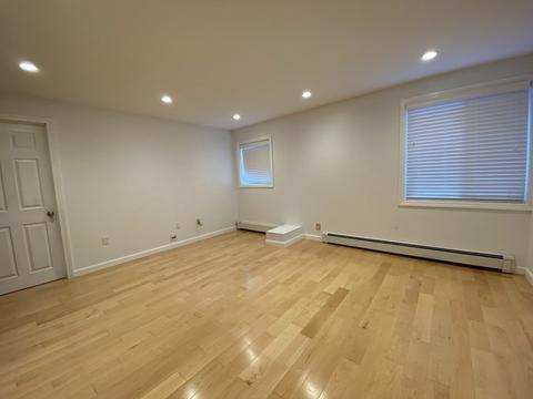 22 Celia Rd, Braintree, MA 02184 photo 9