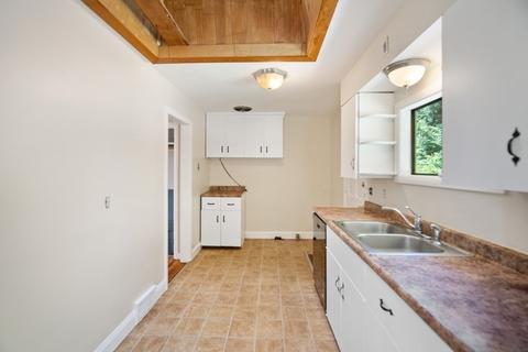 44 Candice Cir, Springfield, MA 01107 photo 7