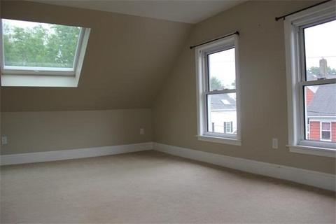 10 Traverse St, Gloucester, MA 01930 photo 25
