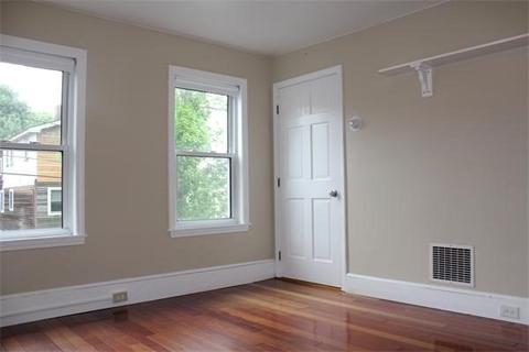 10 Traverse St, Gloucester, MA 01930 photo 12