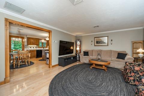 20 Dolly Dr, Worcester, MA 01604 photo 5