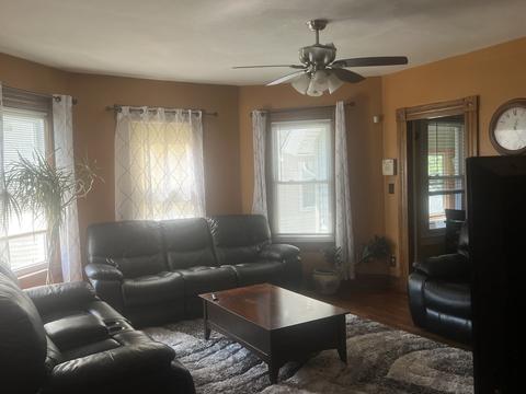 142 Marion St, Springfield, MA 01109 photo 6