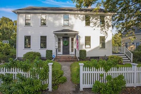 33 Thaxter St, Hingham, MA 02043 photo 1