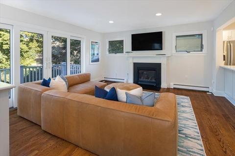 33 Thaxter St, Hingham, MA 02043 photo 11