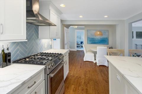 33 Thaxter St, Hingham, MA 02043 photo 6