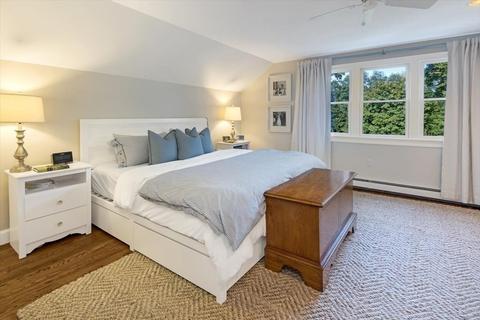 33 Thaxter St, Hingham, MA 02043 photo 16