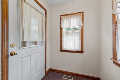 103 Pine St, Danvers, MA 01923 photo 14