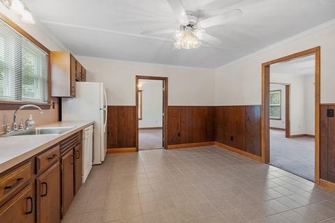 103 Pine St, Danvers, MA 01923 photo 6