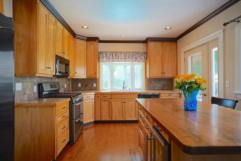 113 Pine St, Danvers, MA 01923 photo 7