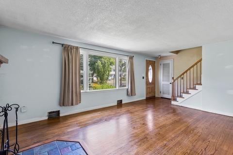 18 Squassick Rd, West Springfield, MA 01089 photo 18