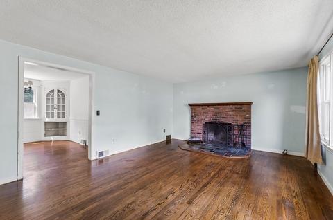 18 Squassick Rd, West Springfield, MA 01089 photo 16