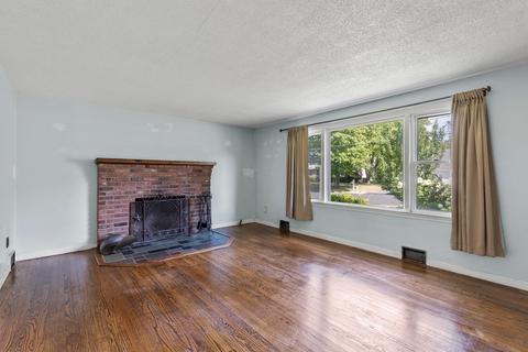 18 Squassick Rd, West Springfield, MA 01089 photo 17