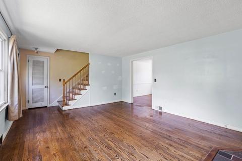 18 Squassick Rd, West Springfield, MA 01089 photo 19