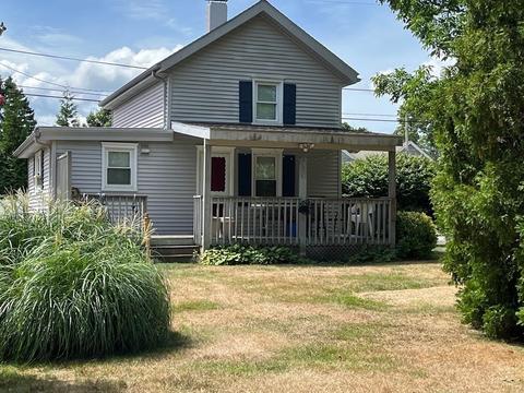 112 Bullock St, Fall River, MA 02723 photo 1