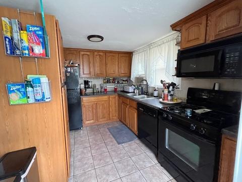 112 Bullock St, Fall River, MA 02723 photo 6