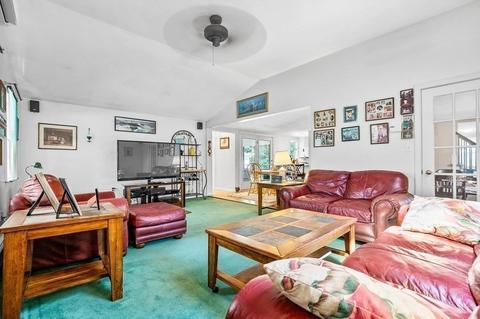 2 Pleasant Cir, Canton, MA 02021 photo 13